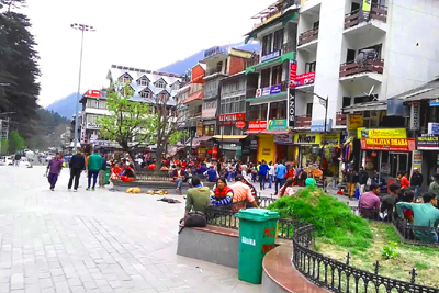 Mall Road Manali